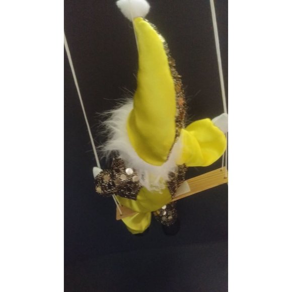 Vintage 6" Hard Plastic Face Mardi Gras Renaissance Clown Jester on a swing - Picture 5 of 10